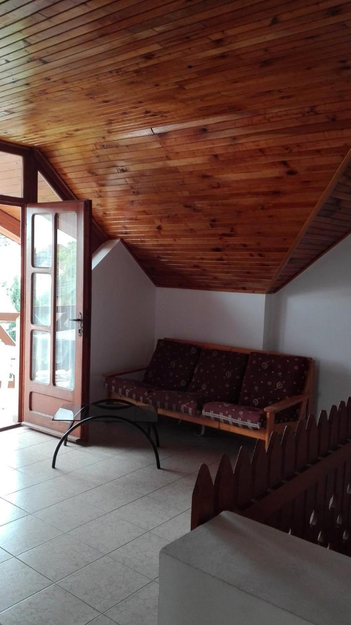 Apartment Balatonlelle 6 Екстериор снимка